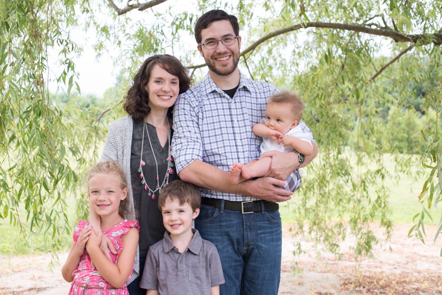 Hildreth Family At Alyson’s Orchard    New Hampshire Family Photos 