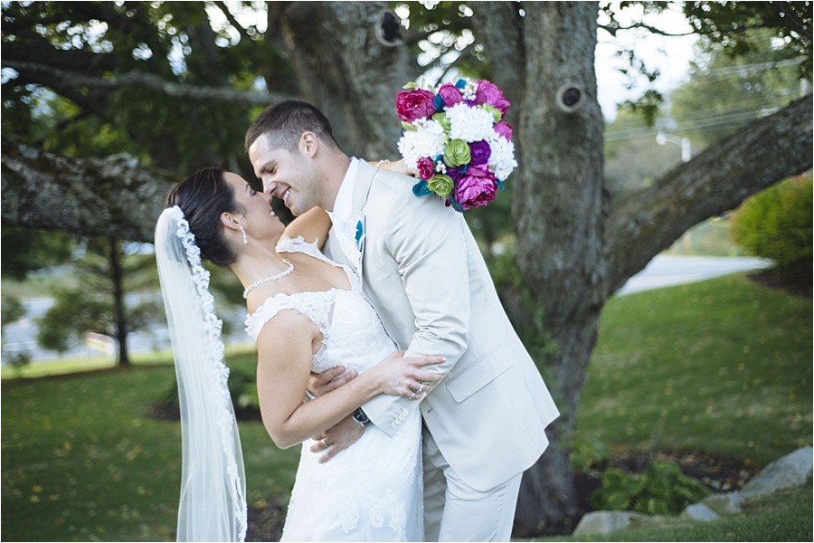 CM_forevercandid_mainewedding_outlooktavern_0026