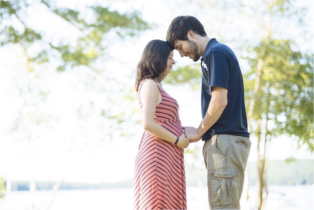 OutdoorMaternity_SpoffordNHMaternityPhotographer_eric laura_0125