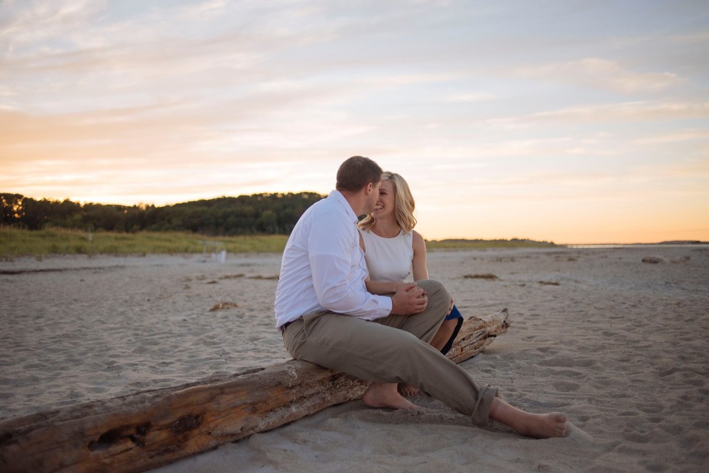 CraneEstate_CastleHill_CraneBeachEngagementPhotos_0060