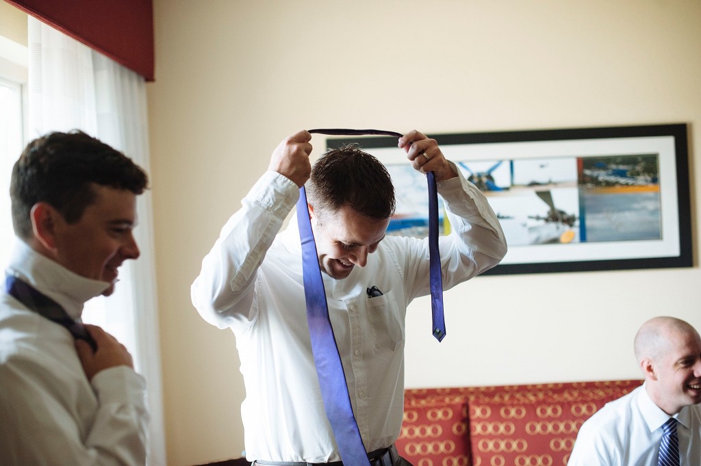 RhodeIslandWeddingPhotographer_QuonsetClub_0158