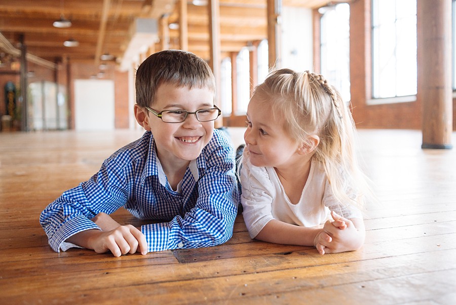 KeeneNHFamilyPhotos_UrbanSpace_FamilyPhotos__0102