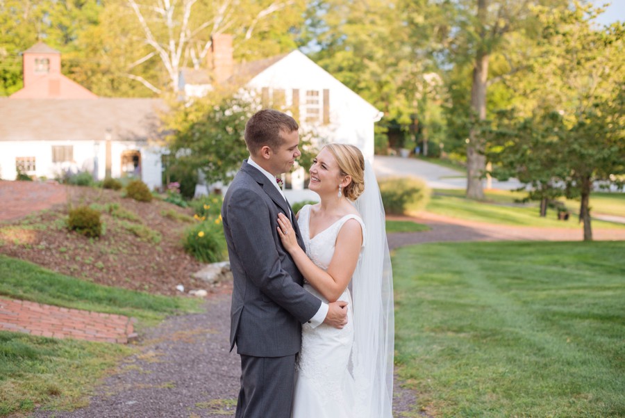 sturbridge-ma-wedding-photography-at-wight-barn-stephanie-rita-photography_0401